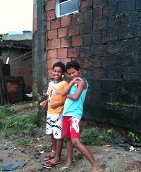 Children from Vila Autodromo