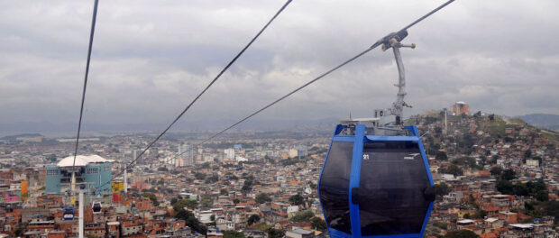 Residents criticize the Alemão cable car