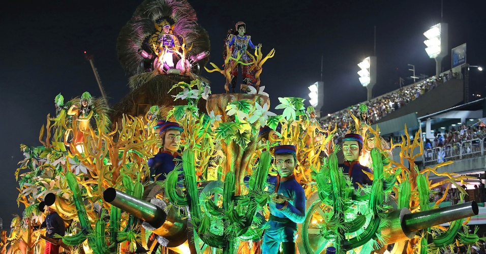 Photos: Brazil's colorful Carnival celebrations begin