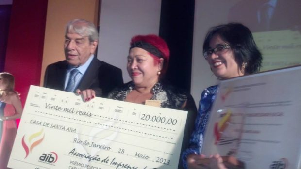 In 2010, and for the following two years, Casa de Santa Ana was honored by the Barra Press Association (AIB), which annually recognizes NGOs that stand out for their work, actions, or social projects benefiting society. Photo: Personal archive