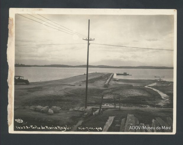 Record of the old Maria Angu Port in Ramos shows the beauty that surrounded Maré. Photo: Dona Orosina Vieira Archive/Maré Museum