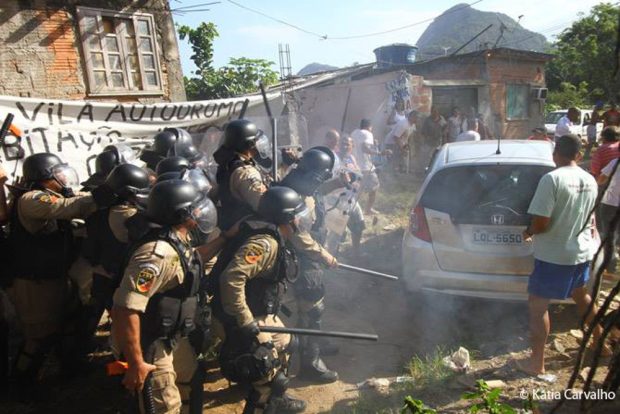 Forced eviction in Vila Autódromo during the pre-Olympic period. Photo: Katia Carvalho