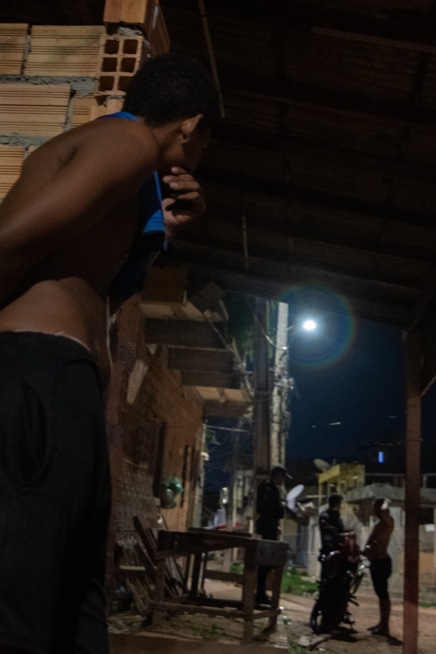 Military police already got out of their patrol car pointing rifles at a middle-aged man who was riding his bicycle. Military police already got out of their patrol car pointing rifles at a middle-aged man who was riding his bicycle.