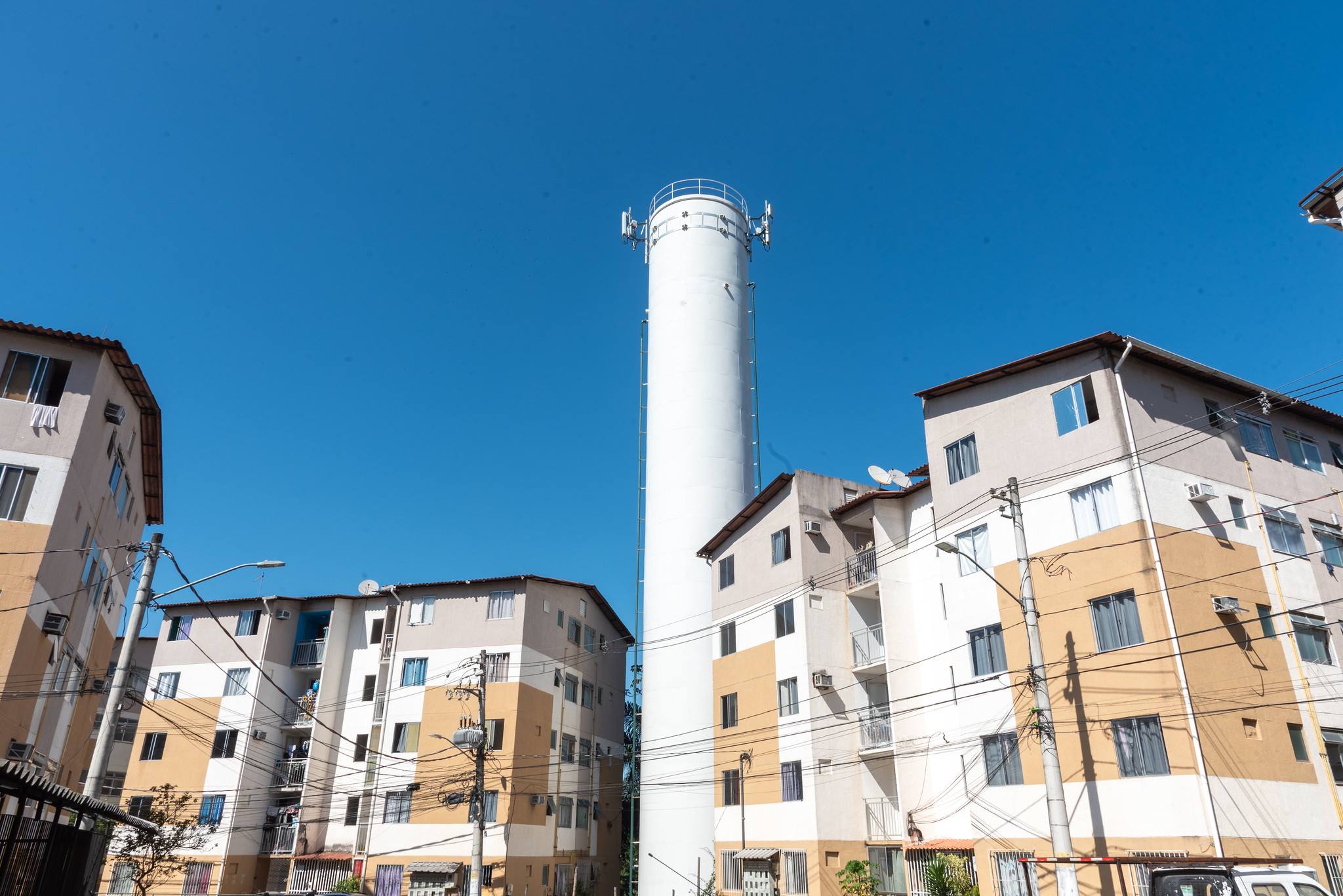 The Parque Carioca public housing complex 10 years after the Olympics. Photo: Bárbara Dias The Parque Carioca public housing complex 10 years after the Olympics. Photo: Bárbara Dias