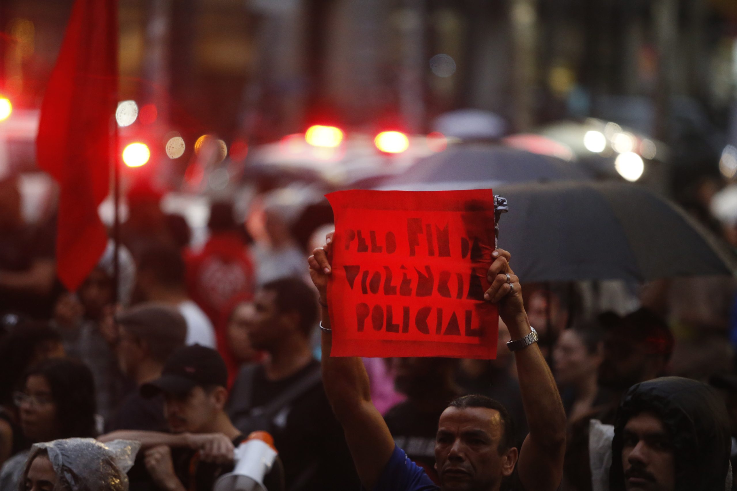 Protest against police violence: according to Pablo Nunes, data on crime and police lethality are essential to understanding public security and demanding government transparency. Photo: Paulo Pinto/Agência Brasil Protest against police violence: according to Pablo Nunes, data on crime and police lethality are essential to understanding public security and demanding government transparency. Photo: Paulo Pinto/Agência Brasil